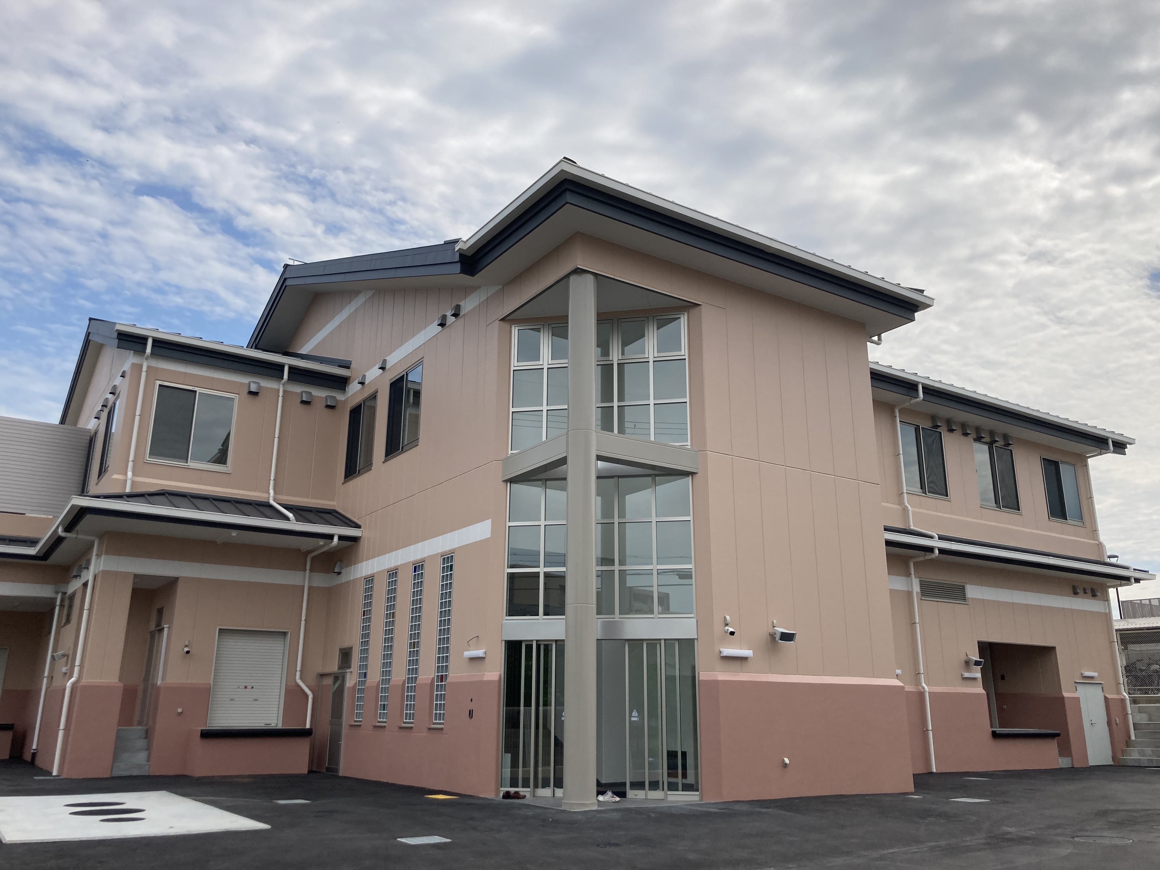 スタッフ大募集！