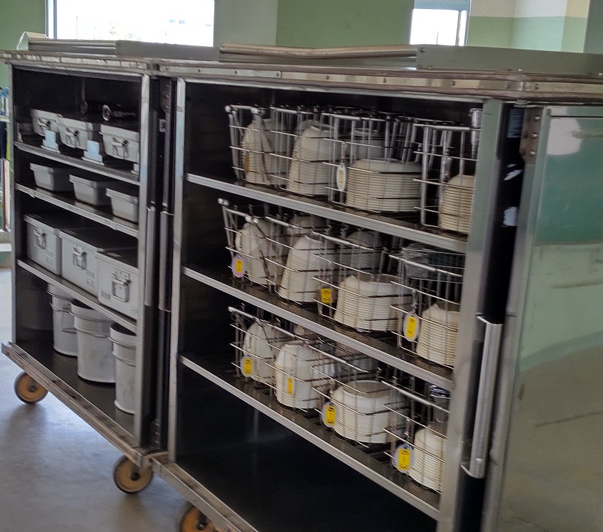 配膳室のコンテナ（イメージ画像）